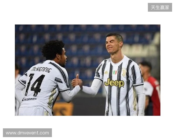 天秀!绍尔后场启动人球分过连过3人+不看人传球,贝维斯打门被扑 天秀!绍尔后场启动人球分过连过3人+不看人传球,贝维斯打门被扑